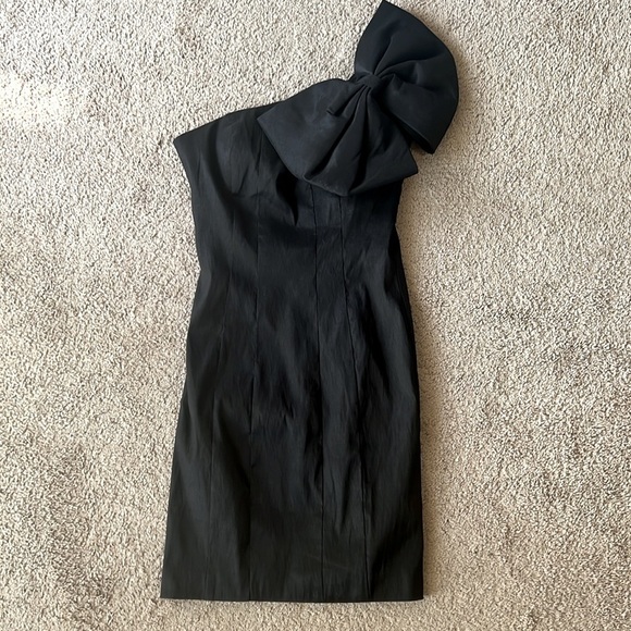 Mac Duggal Couture One Shoulder Mini Dress with Bow Detail Black - Picture 1 of 8